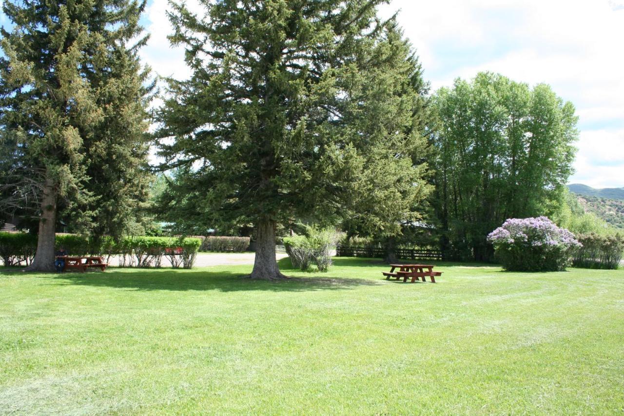 Hostal Rolling R Guest Ranch Meeker Exterior foto